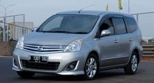 Nissan Grand Livina Kondisi Bekas Pas Banget Untuk lebaran, Harganya Mulai Rp 80 Jutaan