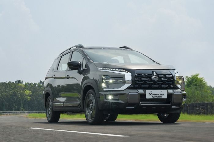 Mitsubishi Xpander Cross Premium CVT