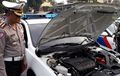Dirlantas Polda Jawa Barat Periksa Kendaraan Dinas, Temukan Plastik dan Karet Gelang Sebagai Penutup Mesin!