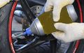Duh, Ternyata Pabrikan Ban Motor Gak Sarankan Pakai Cairan Anti-Bocor