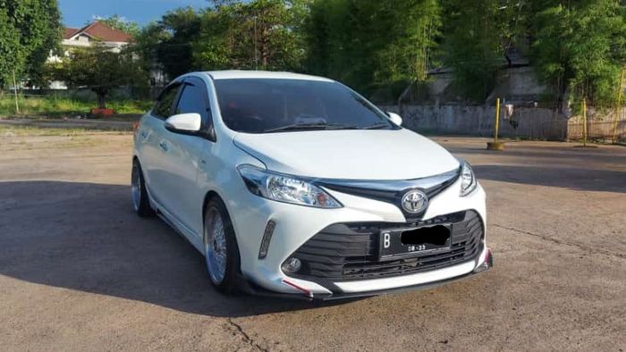 Toyota Limo modifikasi Vios facelift Thailand