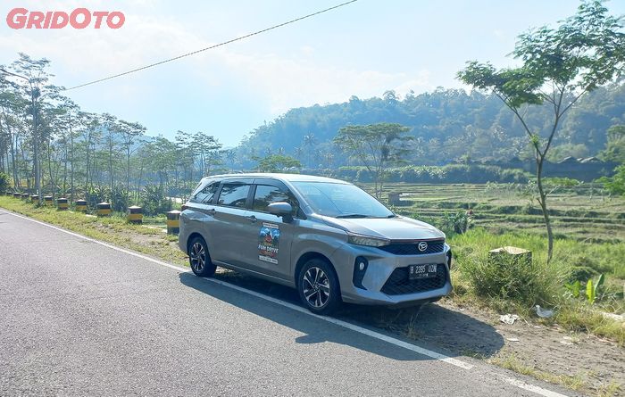 Daihatsu Xenia saat berada di Blitar, Jawa Timur dalam perjalanan HFD 2023 
