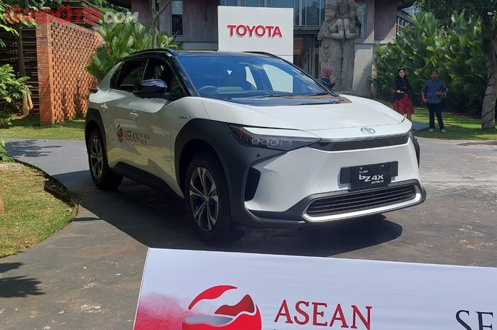 Ilustrasi. Toyota bZ4X yang akan dipakai KTT ASEAN 2023 di Labuan Bajo.