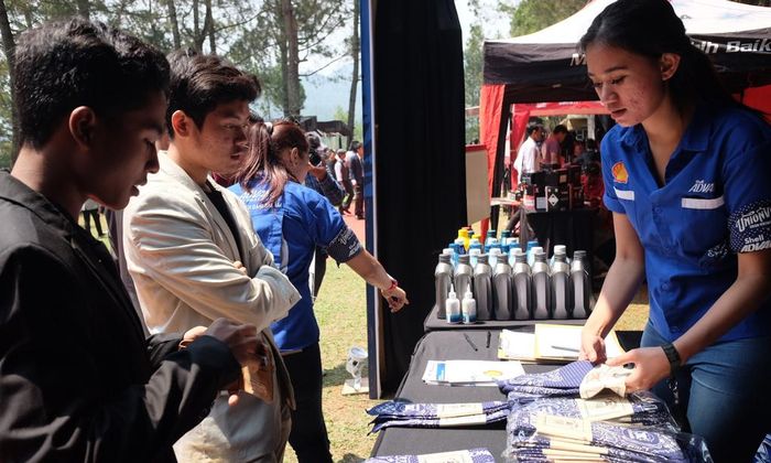 Booth Shell Lubricants di ajang DGR Bandung 2018