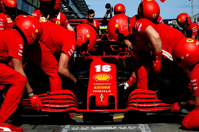 Tim Ferrari mengancam keluar dari balap F1 jika anggaran tim terus dikurangi