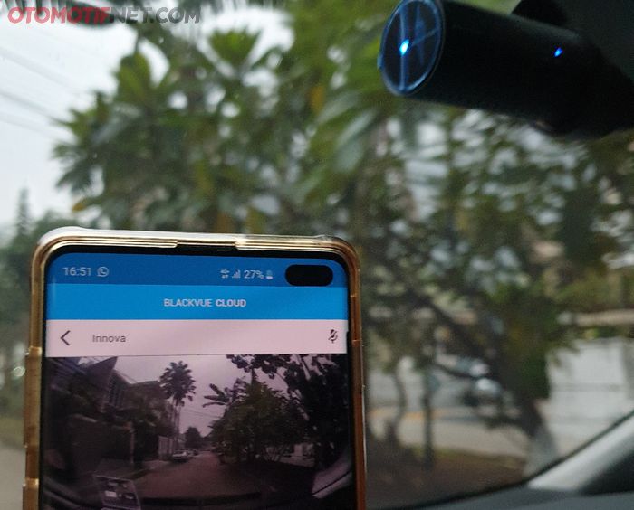 Varian WiFi Dash Cam bisa terhubung ke smartphone lewat aplikasi
