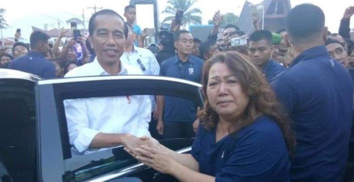 'Polisi Toba' berhasil foto dan bersalaman dengan presiden Joko Widodo