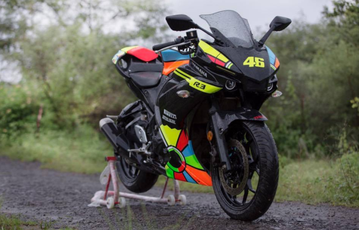 Yamaha R3 modif ala YZF-R1 karya Autologue Design, dilansir oleh www.motoroids.com