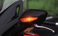 Harus Tahu, Segini Jarak Aman Menyalakan Lampu Sein Motor Saat Berbelok