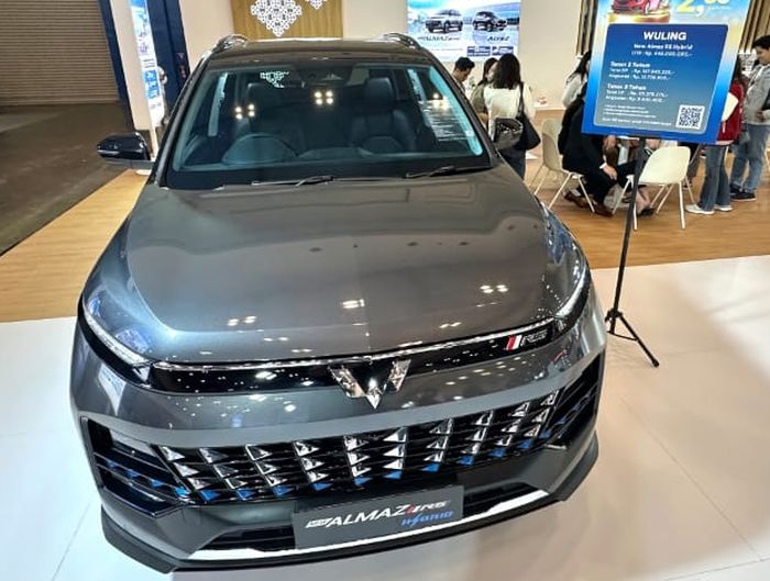 Wuling Alvez turut diguyur promo di ajang BCA Expoversary 2025.