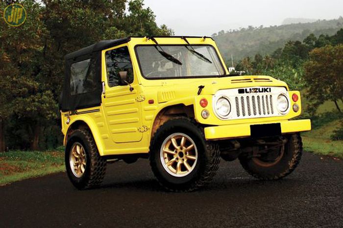 Rombak Suzuki Jimny Jangkrik LJ80 Jadi Ganteng Sekaligus Kencang