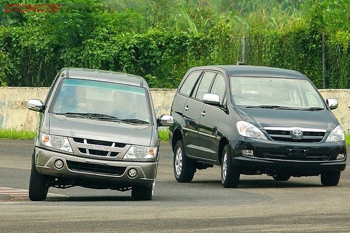 Isuzu Panther LS Manual 2005 vs Toyota Kijang Innova Diesel