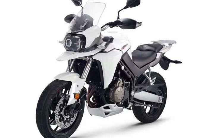 Feely 500, motor sport-touring China yang coba saingi Honda CB500X