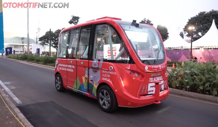 Navya autonomous electric vehicle