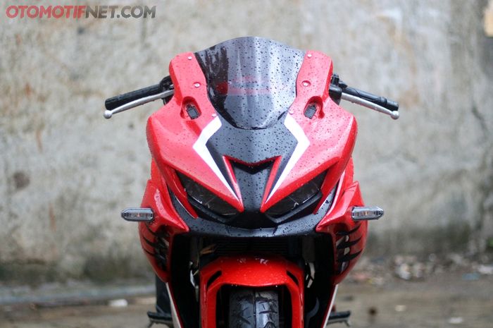 Topeng lampu Honda CBR150R Chips Motor