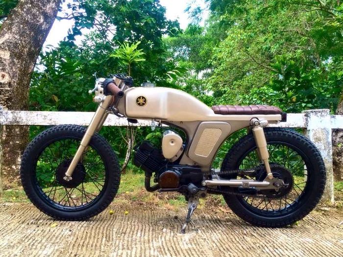 Yamaha L2 restomod cafe racer dari 3B Customs, ciamik ya?