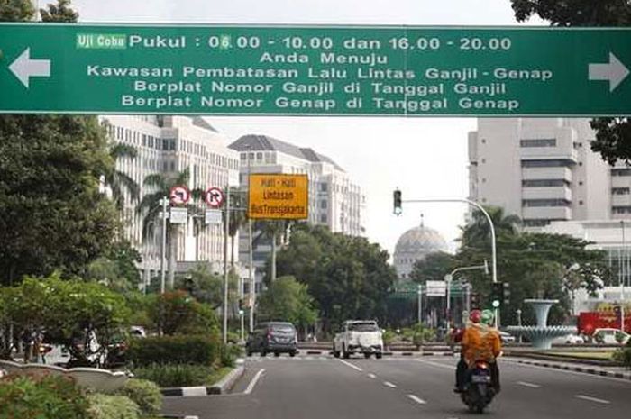 Rambu ganjil genap di DKI Jakarta