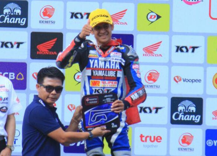 Rafid Topan meraih podium kedua race 2 ARRC AP250 membuat Merah Putih tetap berkibar di Buriram