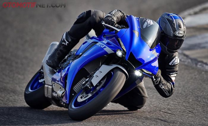 New Yamaha YZF-R1