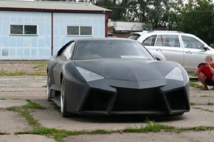 Mitsubishi GTO maksa jadi Lamborghini Reventon