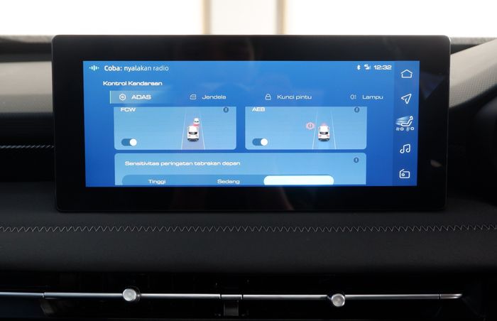 Alvez tipe EX sudah dibekali dengan teknologi Advance Driving Assist System (ADAS)
