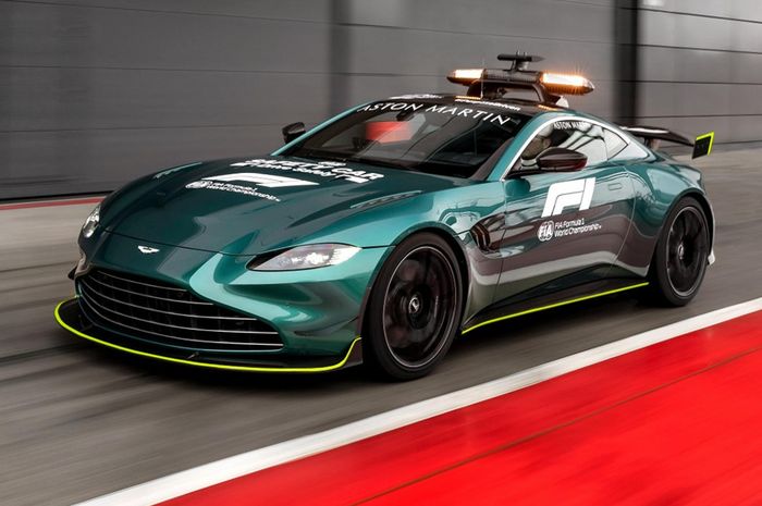 Aston Martin Vantage untuk safety car F1 2021