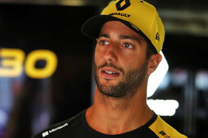 Bos tim Renault berjanji menjanjikan performa mobil yang lebih baik demi mempertahankan sosok Daniel Ricciardo