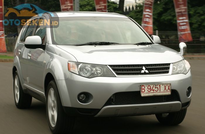 Mitsubishi Outlander 2006