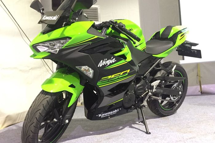 Ilustrasi  Kawasaki New Ninja 250 