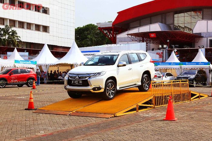 Ilustrasi Parade Test Drive yang pernah digelar OTOMOTIF Group