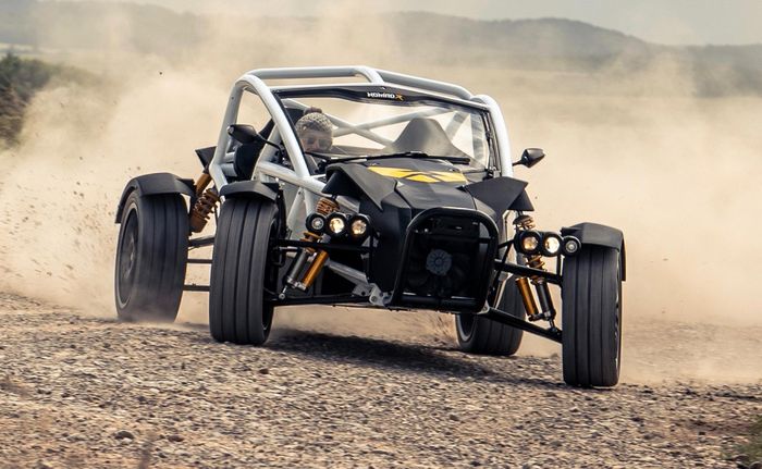 Tampilan depan Ariel Nomad R