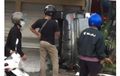 Pemotor Cuma Bisa Melongo, Disamperin CR-V Oleng yang Tiba-tiba Terguling, Nyaris Jadi Peyek