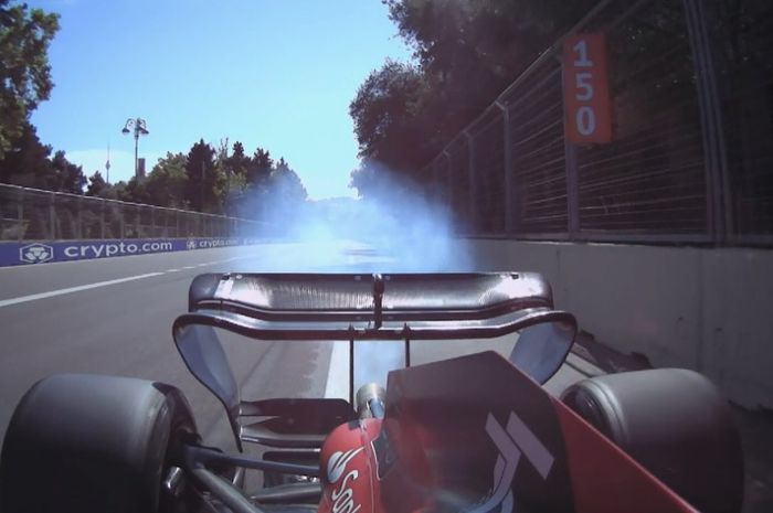 Charles Leclerc mengalami masalah mobil di F1 Azerbaijan 2022