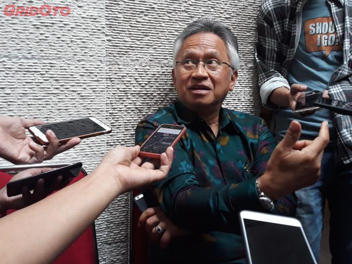 Satryo Soemantri Brodjonegoro menilai Indonesia harus bergerak menuju era kendaraan listrik berbasis baterai