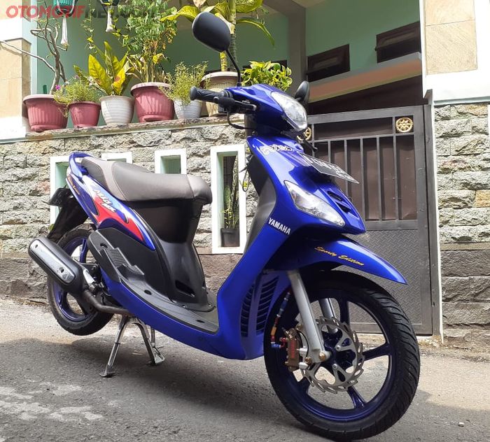 Restomod Yamaha Mio Smile pasang part Yamaha Aerox