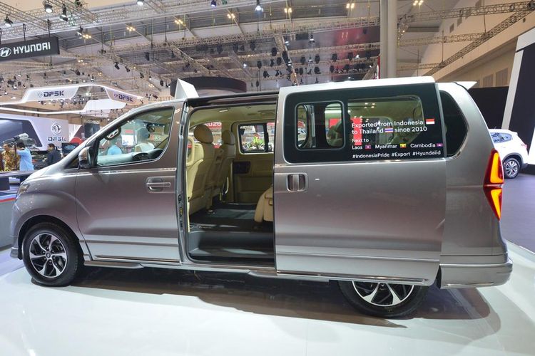 Hyundai H 1 Royale Mirip Kamar Berjalan Kabin Nyaman Dan Mewah Minus Sunroof Semua Halaman Gridoto Com