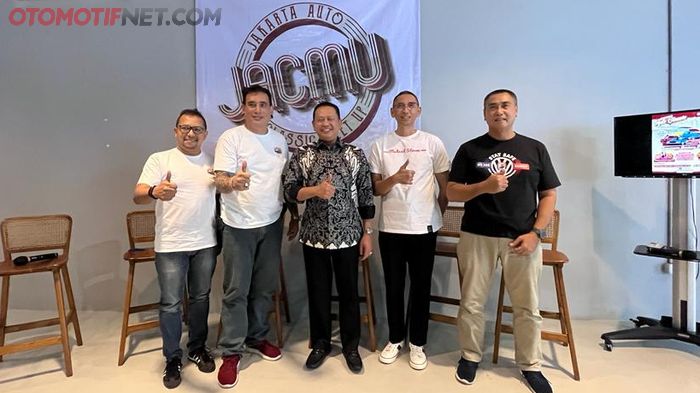 Konferensi pers Jakarta Auto Classic Meet Up (JACMU) 2023