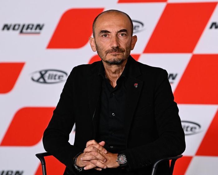 Bos Ducati menyoroti kekecewaan Francesco Bagnaia yang merasa dirinya seperti pembalap penguji karena perubahan konstan yang terjadi pada motor terbaru