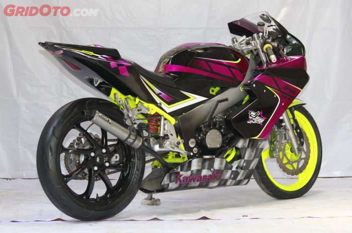 Plus minus modifikasi Kawasaki Ninja 150 RR bertampang Aprilia RSV4 plus pro arm NSR SP.