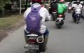 Video Motor Bebek Bermesin 2 Silinder, Pas Didekati Motornya? 