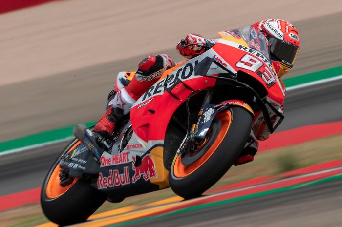 Marc Marquez berhasil keluar sebagai juara, Sementara Valentino Rossi harus puas berada di posisi ke-8, berikut hasil balapan MotoGP Aragon 2019