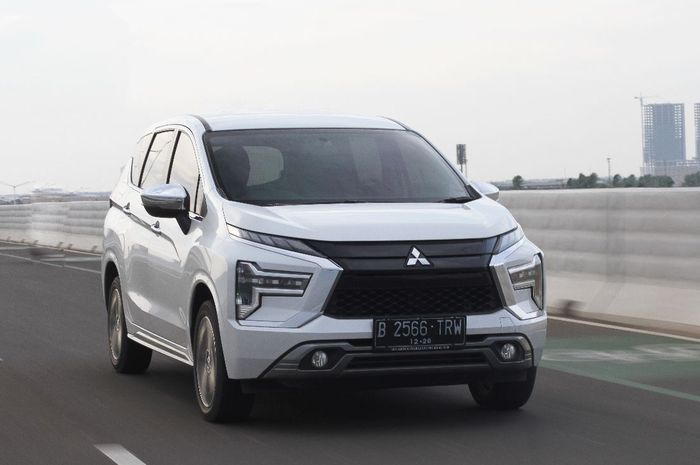 Mitsubishi Xpander punya ground clearance tinggi
