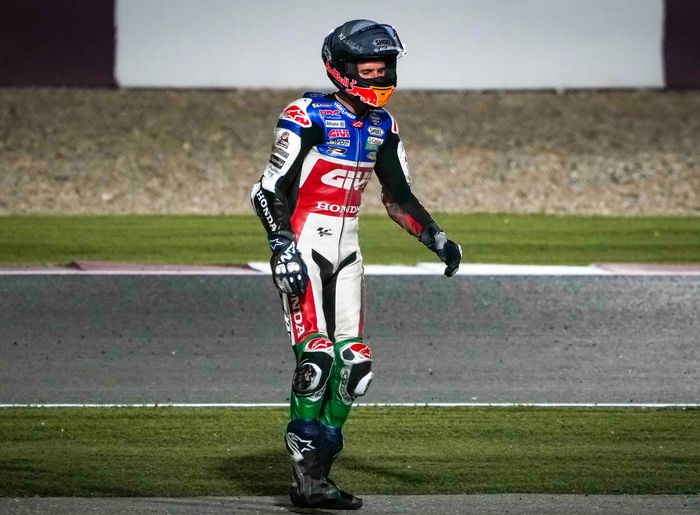 Alami patah tulang kaki kanan, Alex Marquez absen di hari terakhir tes pramusim MotoGP 2021 di sirkuit Losail, Qatar?