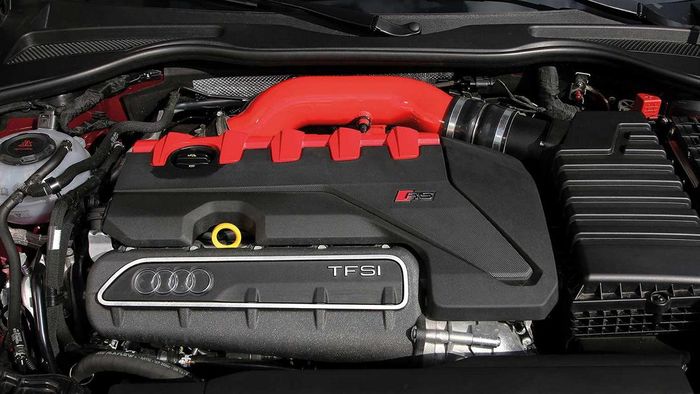 Jantung pacu Audi TT RS kena suntikan vitamin