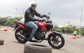 Honda CB150 Verza dan Yamaha R15 Masuk 10 Motor Paling Irit, Kok Bisa Ya?