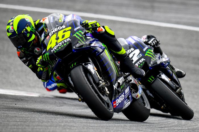 Meski gagal meraih podium, Valentino Rossi bersyukur bisa finis di posisi keempat pada balapan MotoGP Austria 2019. 