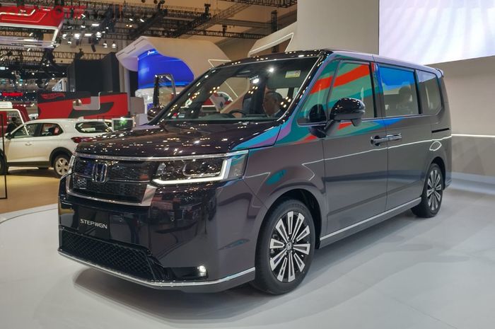 Honda STEP WGN e:HEV diperkenalkan oleh PT Honda Prospect Motor di GIIAS 2024