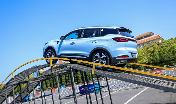 Chery Tiggo PHEV kuat saat dijajal nanjak ekstrem