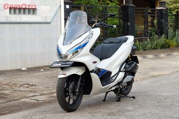 Detail Modifikasi Honda Pcx Berbaju Carbon Kevlar Asal Palembang