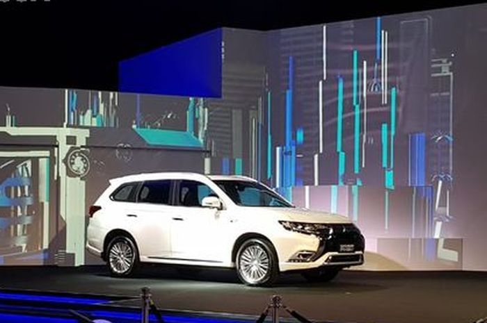 Mitsubishi Outlander PHEV untuk Pasar Indonesia